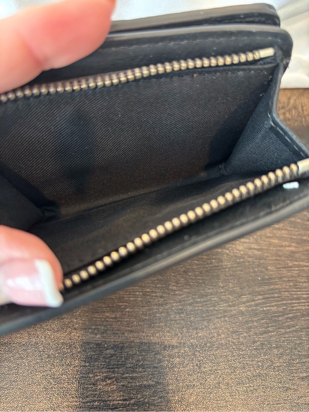 MARC JACOBS Peanuts Leather Wallet - Picture 7 of 9